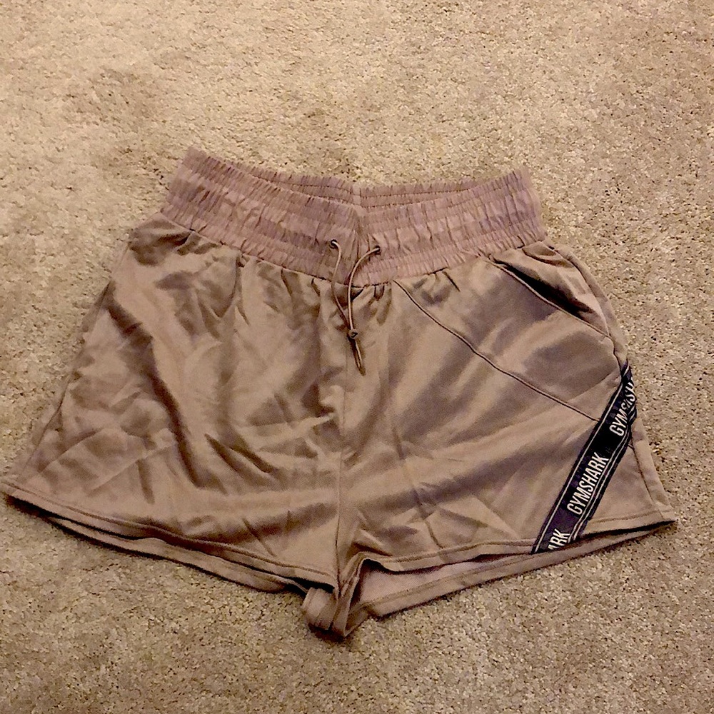 Gym Shark, Womens Shorts, Medium, Rose Dust Color